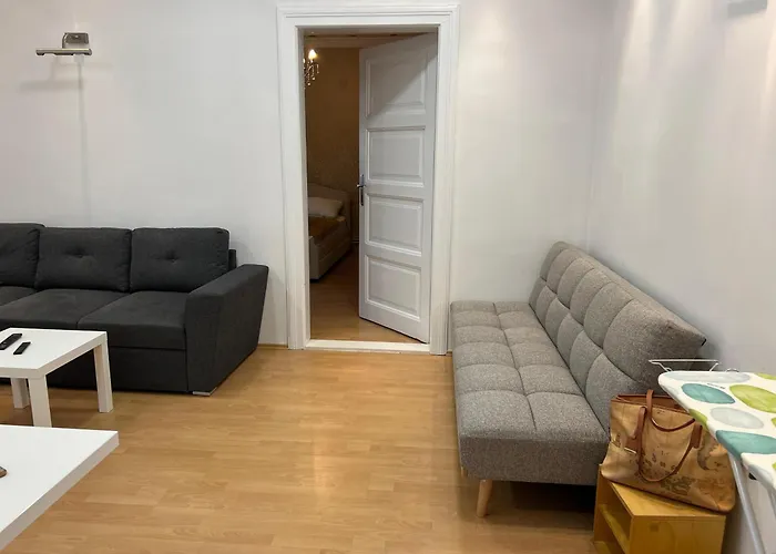 Life & Work In Belgrade Centre With Free Parking!